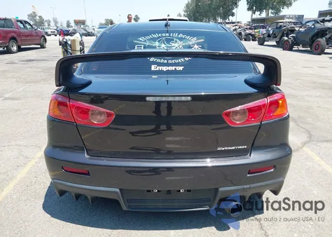 2015 Mitsubishi Lancer Evolution Gsr z USA, uszkodzony, nr VIN JA32W8FV3FU008103